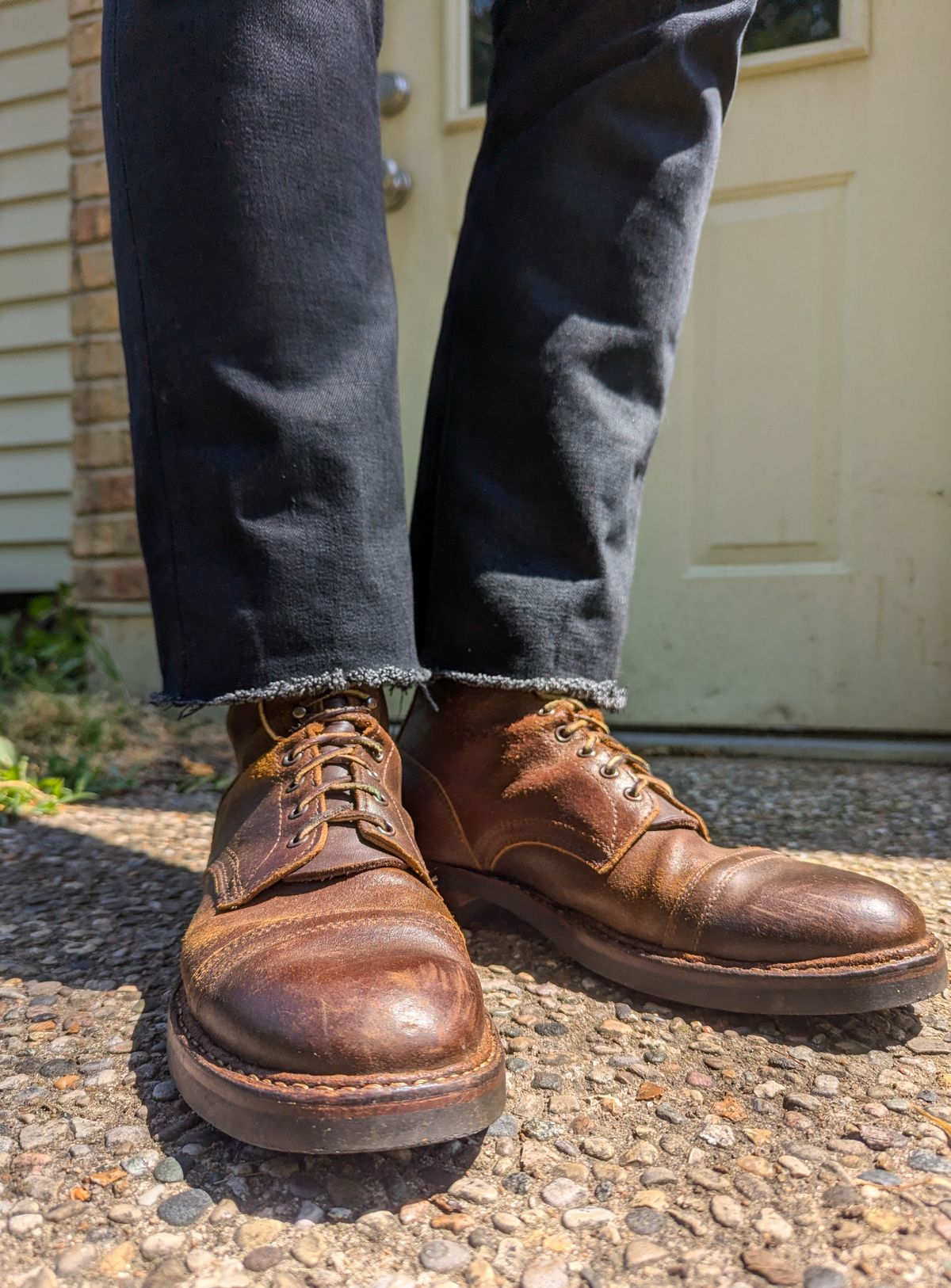 Photo by demo on June 25, 2024 of the White's MP-Sherman Toe Cap in Horween Cinnamon Waxed Flesh.