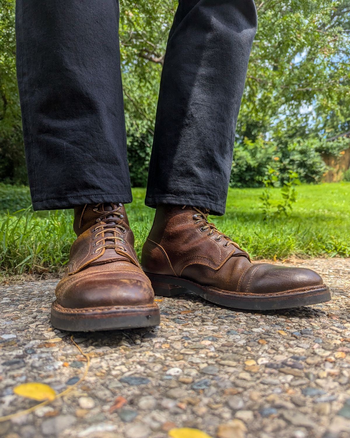 Photo by demo on July 17, 2024 of the White's MP-Sherman Toe Cap in Horween Cinnamon Waxed Flesh.