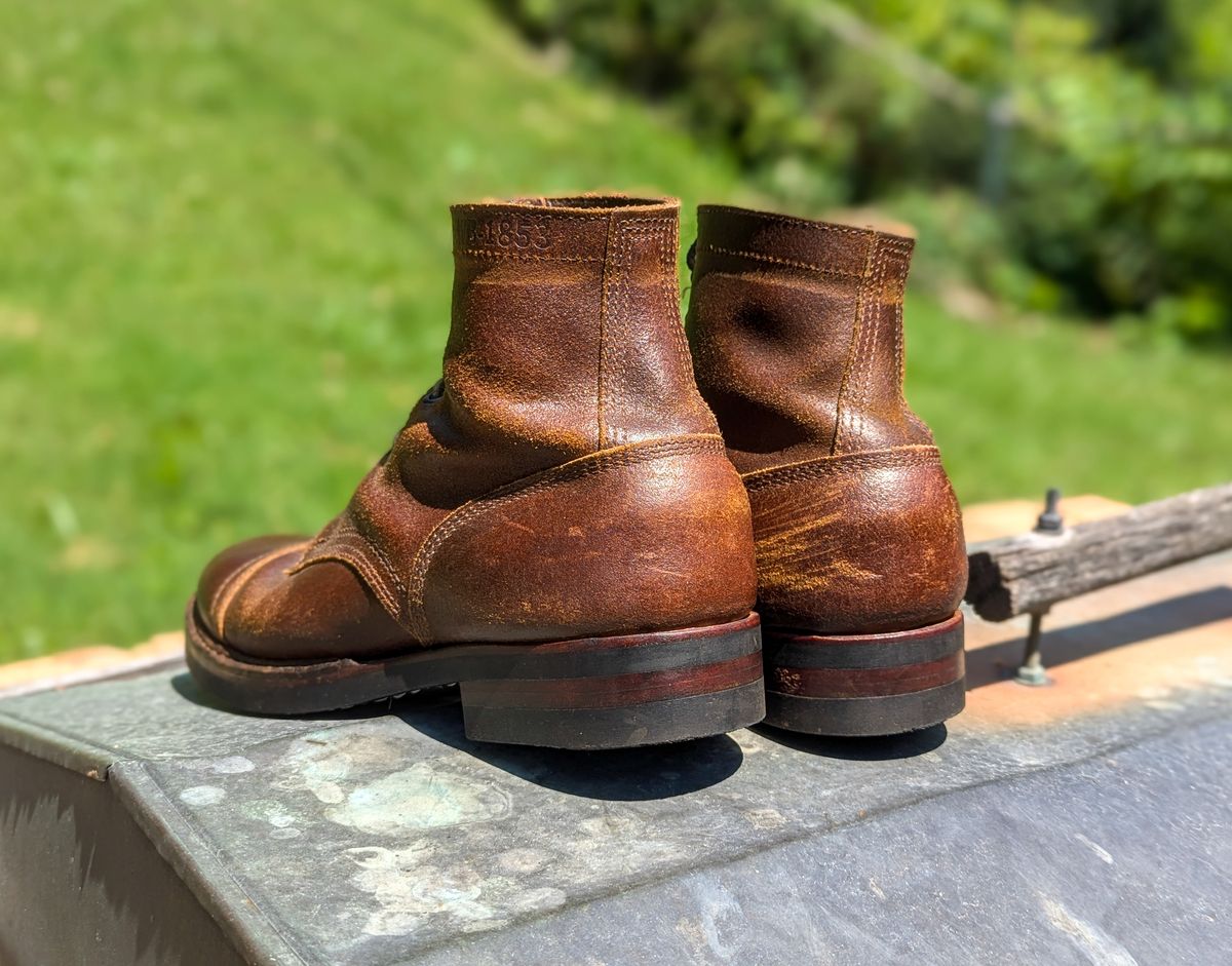 Photo by demo on August 9, 2024 of the White's MP-Sherman Toe Cap in Horween Cinnamon Waxed Flesh.