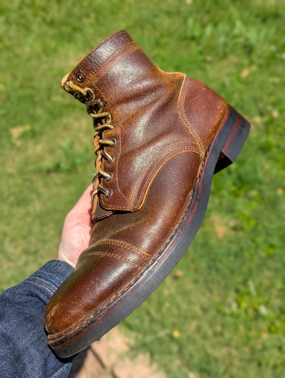 Photo by demo on August 9, 2024 of the White's MP-Sherman Toe Cap in Horween Cinnamon Waxed Flesh.