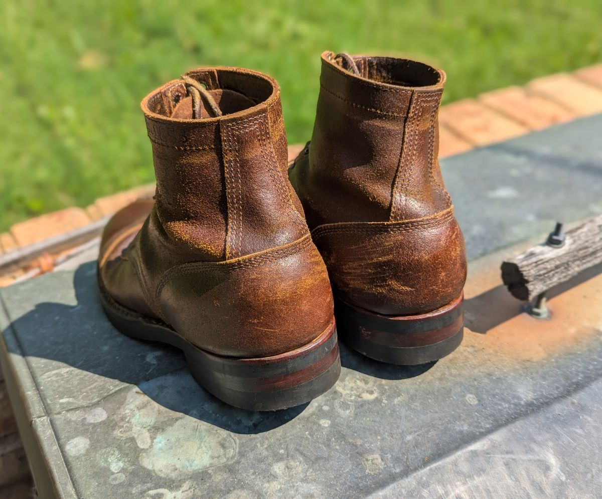 Photo by demo on August 9, 2024 of the White's MP-Sherman Toe Cap in Horween Cinnamon Waxed Flesh.