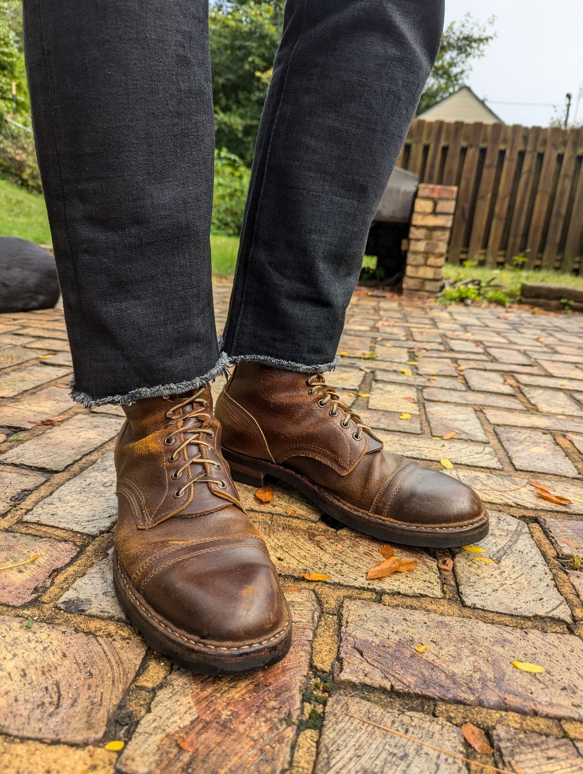 Photo by demo on September 24, 2024 of the White's MP-Sherman Toe Cap in Horween Cinnamon Waxed Flesh.