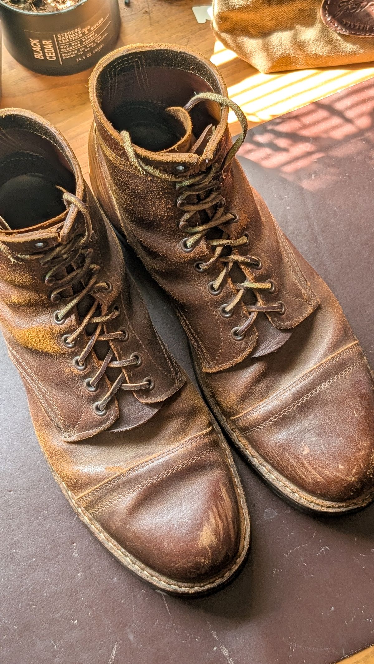 Photo by demo on May 1, 2026 of the White's MP-Sherman Toe Cap in Horween Cinnamon Waxed Flesh.