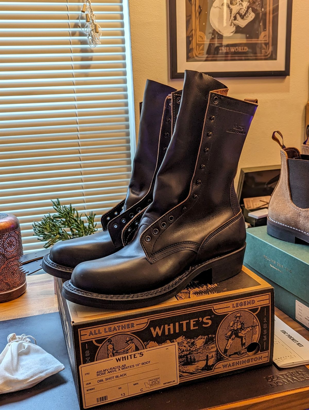 Photo by demo on January 26, 2024 of the White's x Rose Anvil Drifter 2.0 in Seidel Black Double Shot.