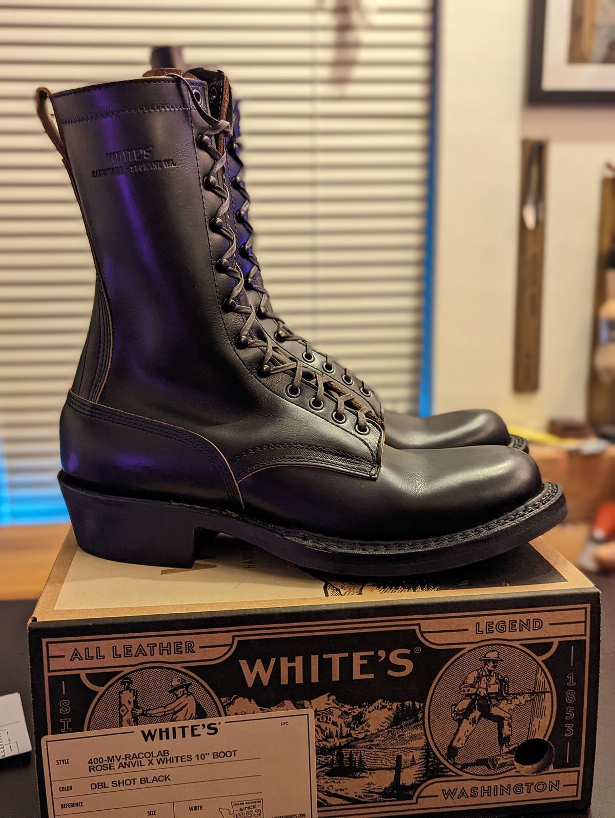 Photo by demo on January 27, 2024 of the White's x Rose Anvil Drifter 2.0 in Seidel Black Double Shot.