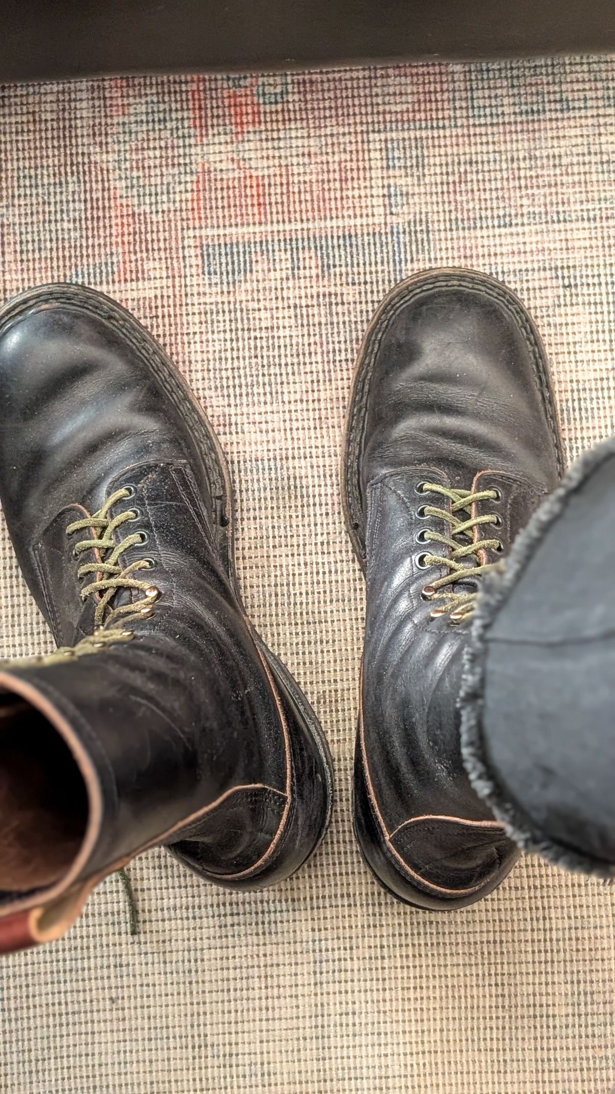 Photo by demo on January 17, 2026 of the White's x Rose Anvil Drifter 2.0 in Seidel Black Double Shot.