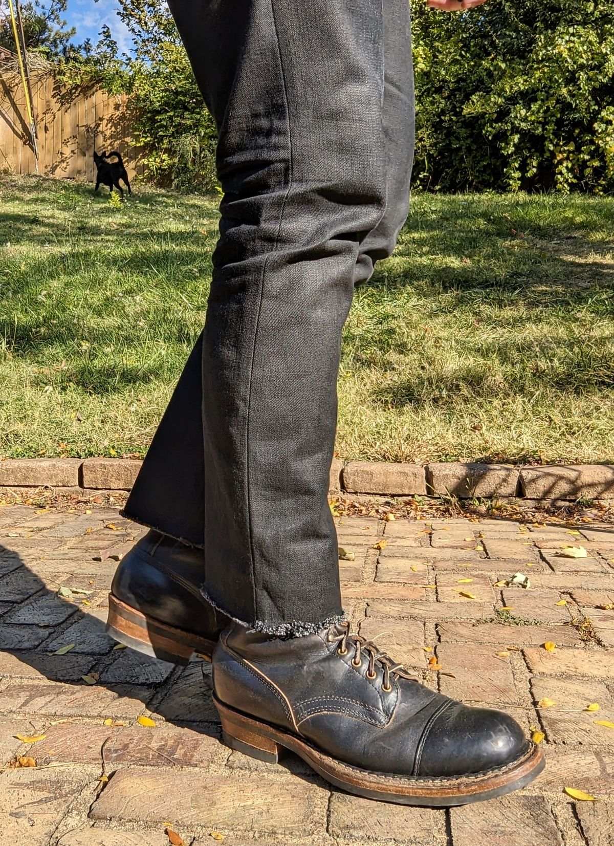 Photo by demo on October 20, 2023 of the White's Bounty Hunter in Horween Black Chromexcel.