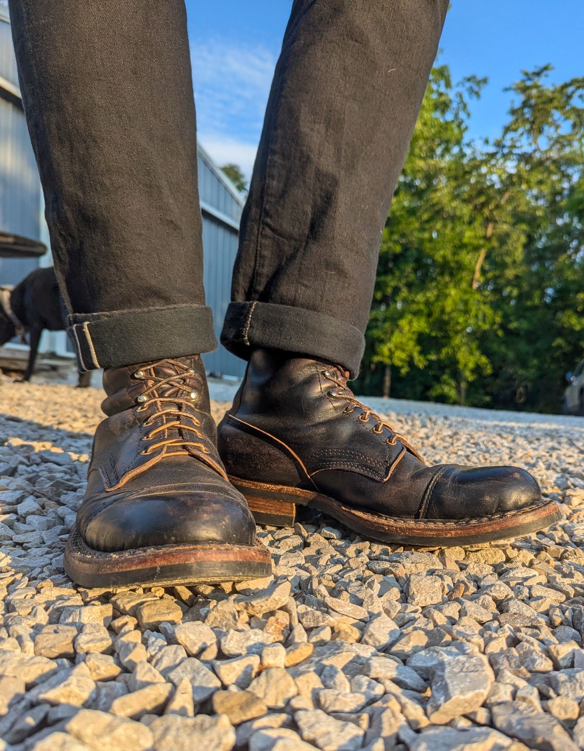 Photo by demo on June 30, 2024 of the White's Bounty Hunter in Horween Black Chromexcel.