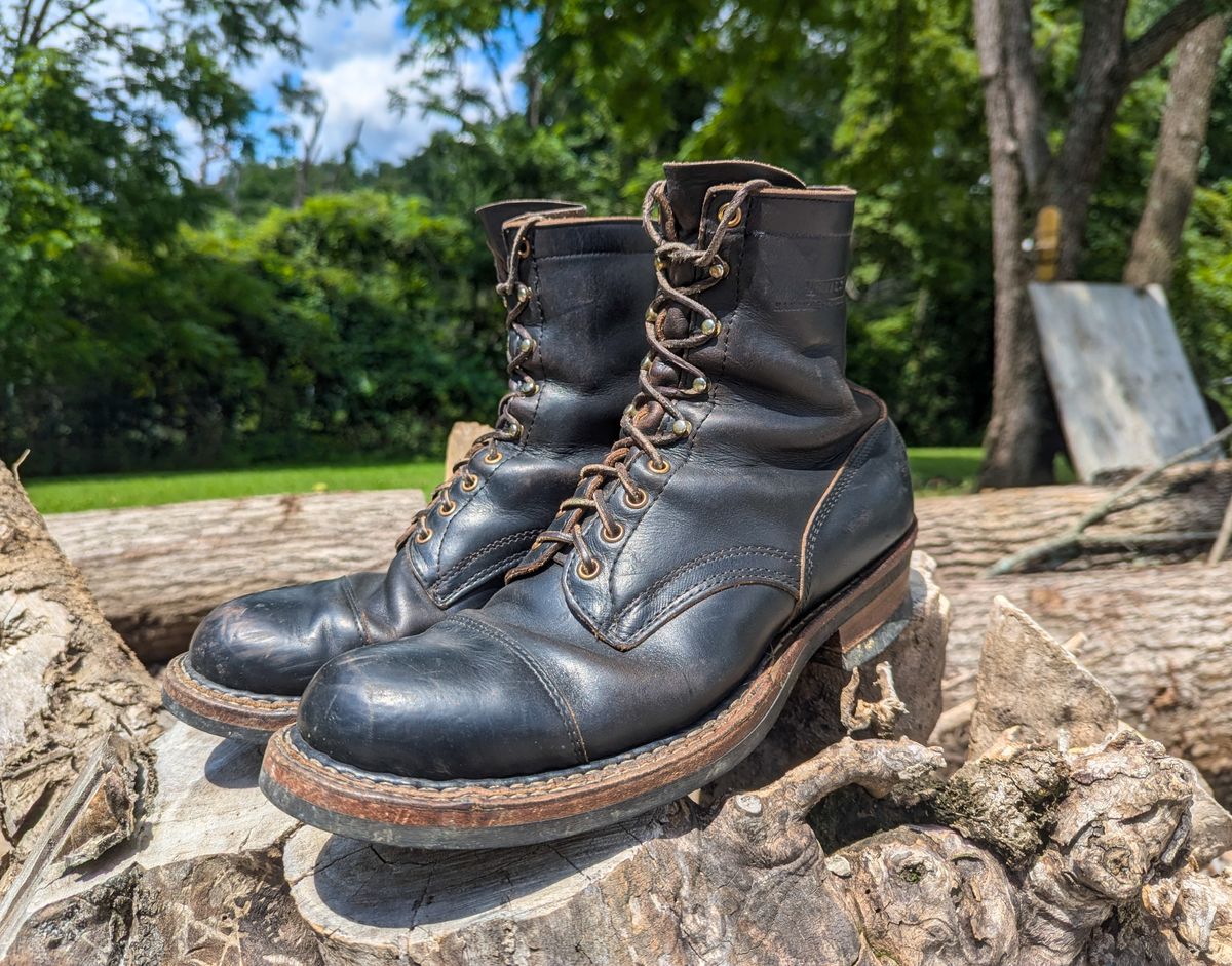 Photo by demo on July 5, 2024 of the White's Bounty Hunter in Horween Black Chromexcel.