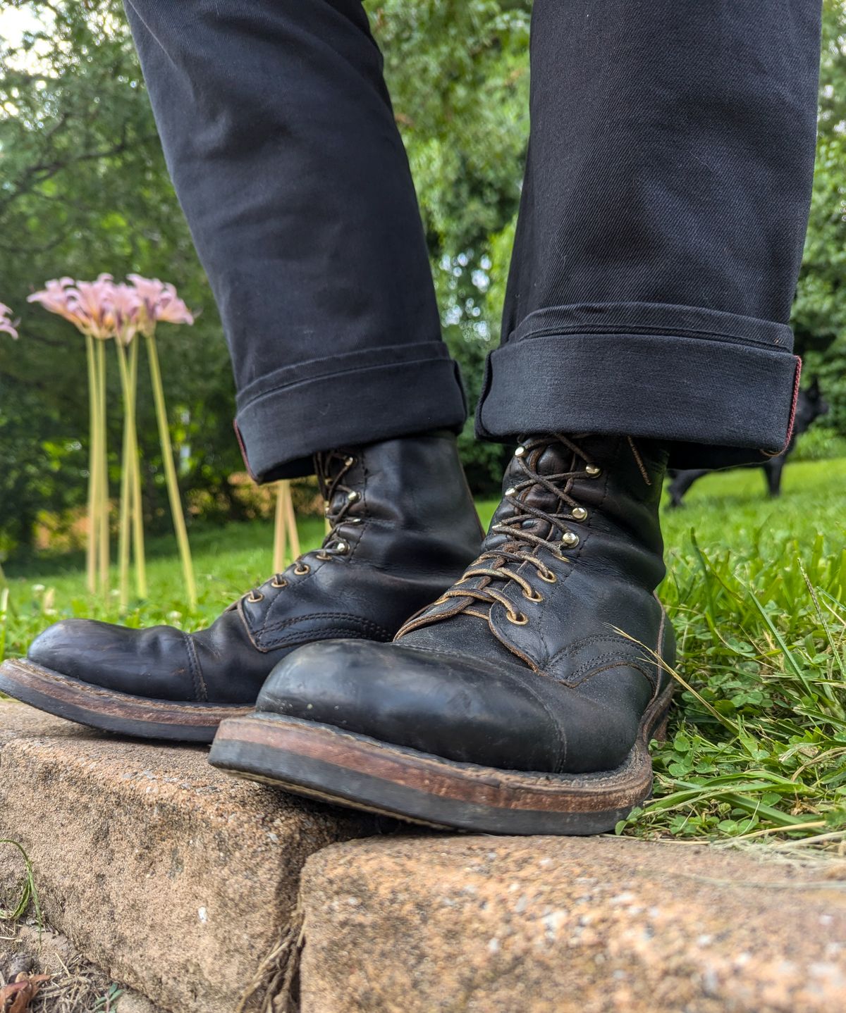 Photo by demo on July 23, 2024 of the White's Bounty Hunter in Horween Black Chromexcel.