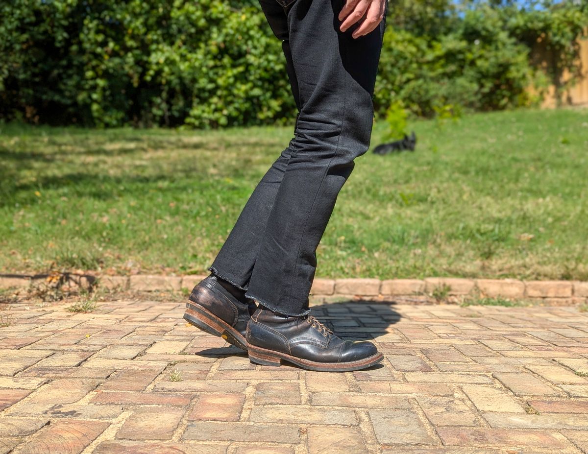 Photo by demo on October 5, 2024 of the White's Bounty Hunter in Horween Black Chromexcel.