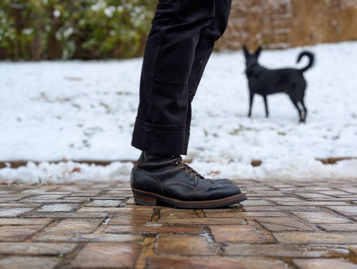 Photo by demo on December 1, 2024 of the White's Bounty Hunter in Horween Black Chromexcel.