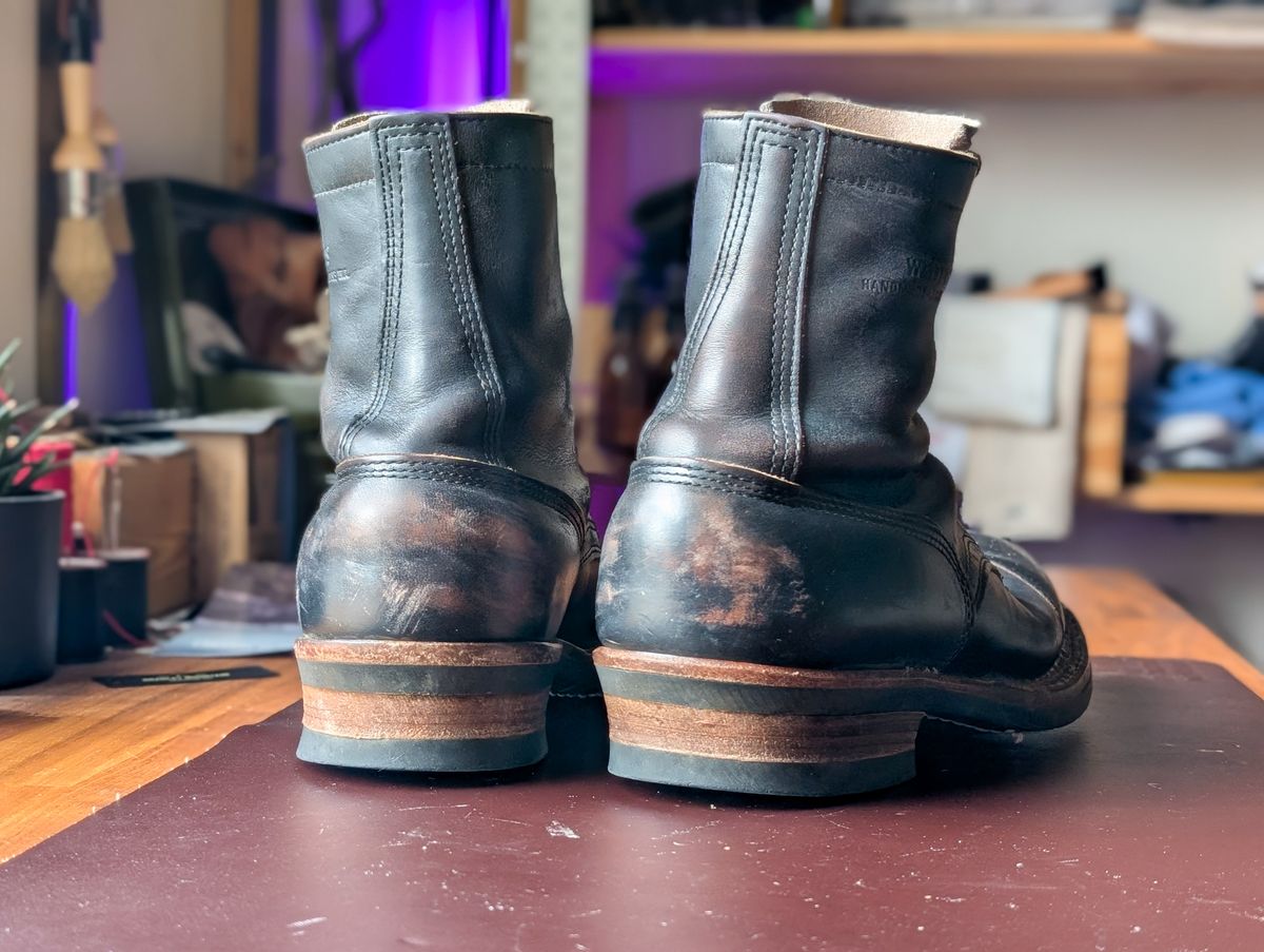 Photo by demo on January 18, 2025 of the White's Bounty Hunter in Horween Black Chromexcel.