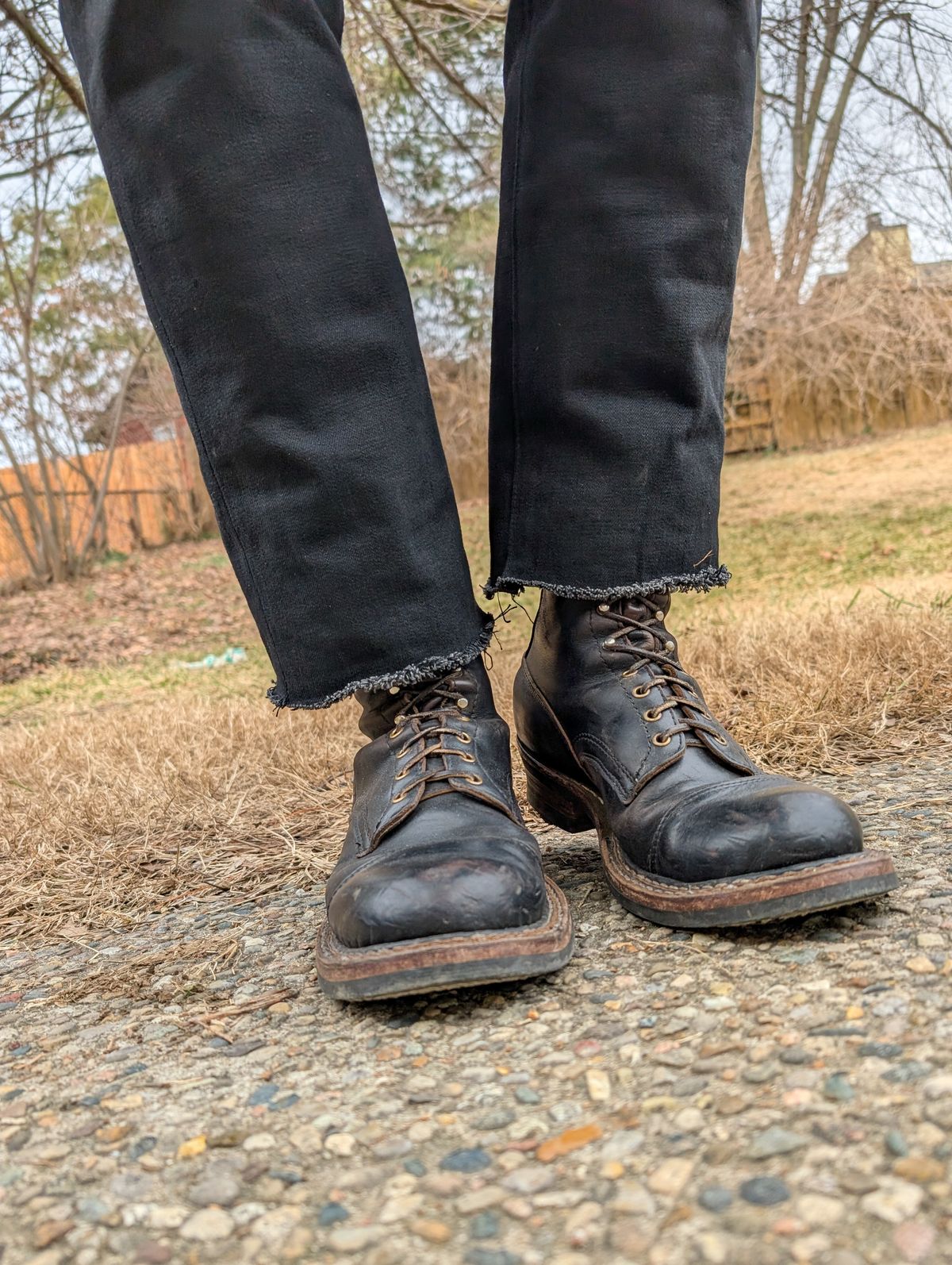 Photo by demo on February 10, 2025 of the White's Bounty Hunter in Horween Black Chromexcel.