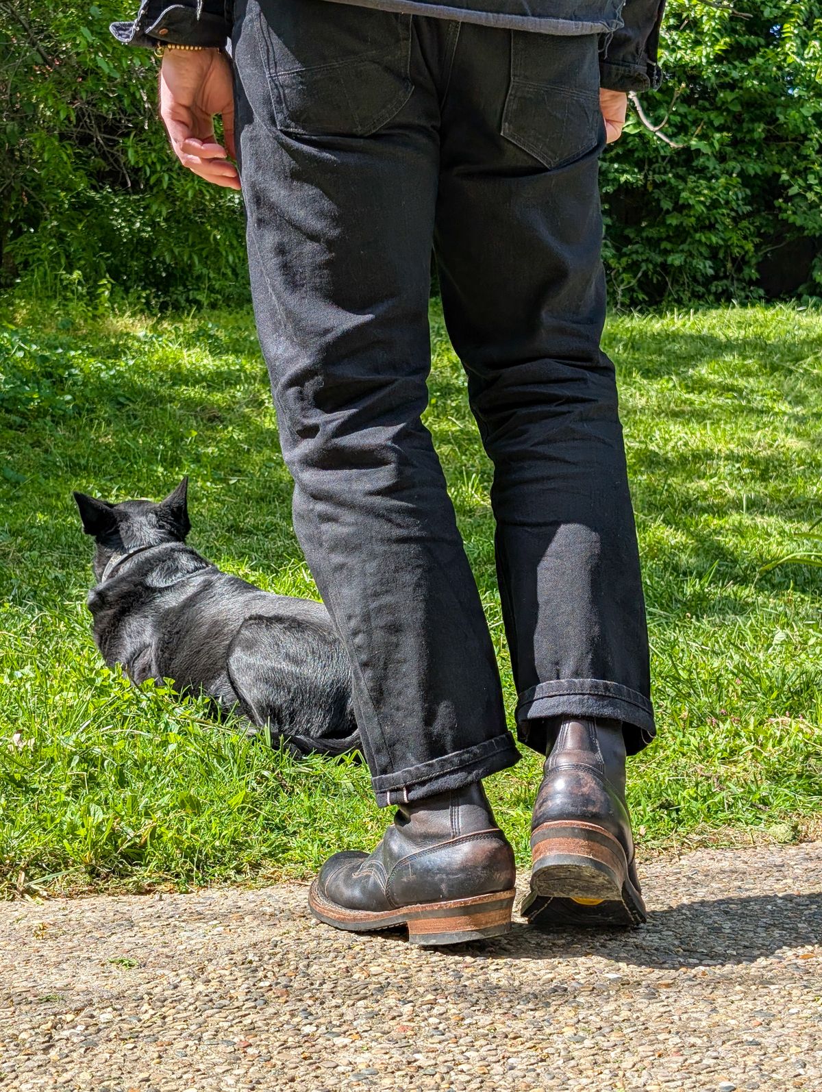 Photo by demo on May 11, 2025 of the White's Bounty Hunter in Horween Black Chromexcel.