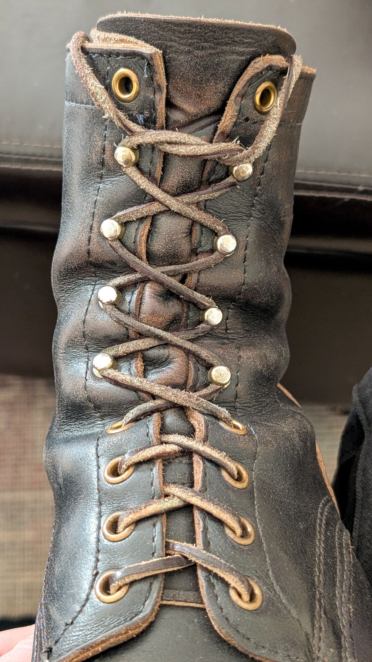 Photo by demo on January 29, 2026 of the White's Bounty Hunter in Horween Black Chromexcel.