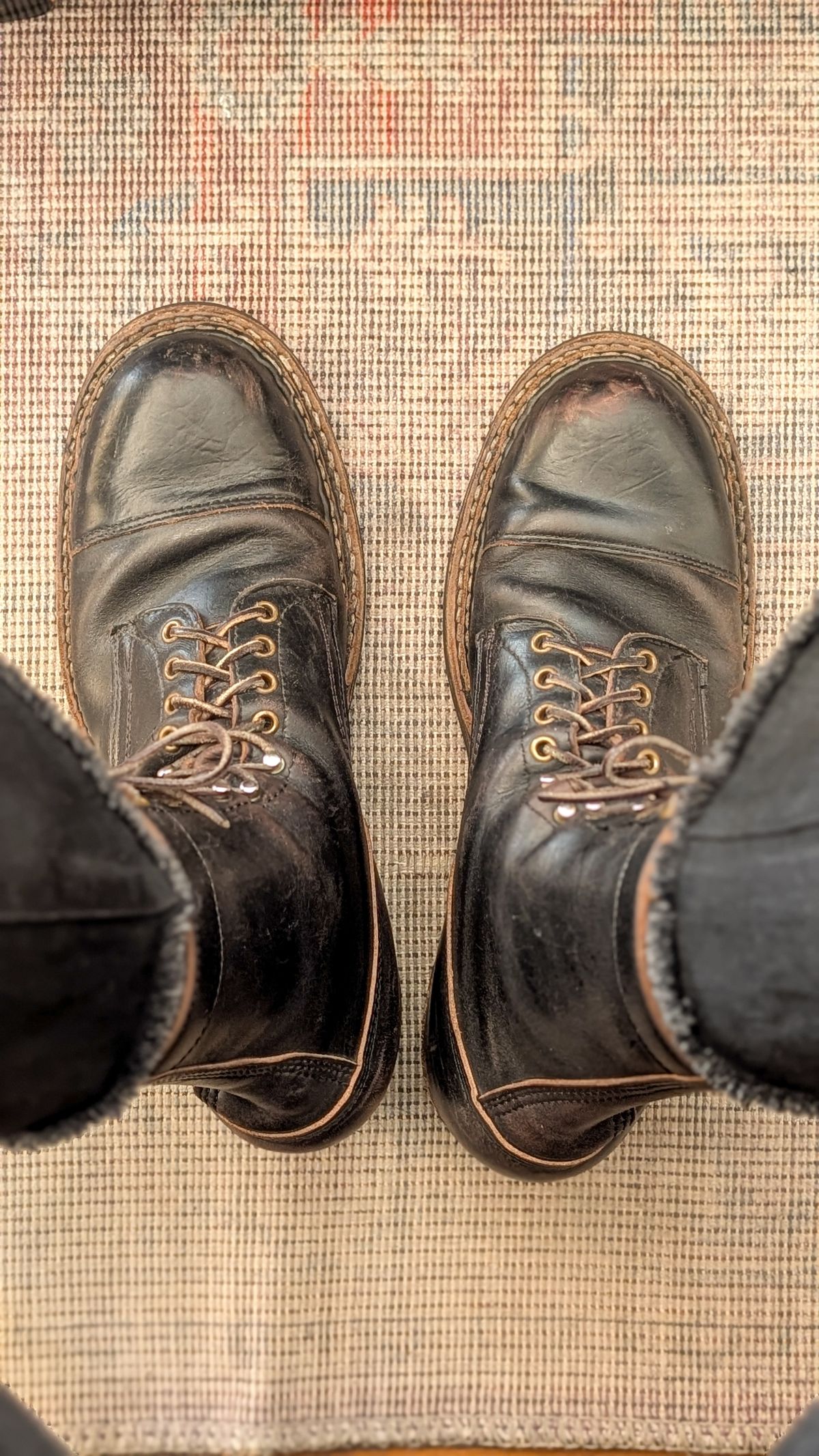 Photo by demo on January 19, 2026 of the White's Bounty Hunter in Horween Black Chromexcel.