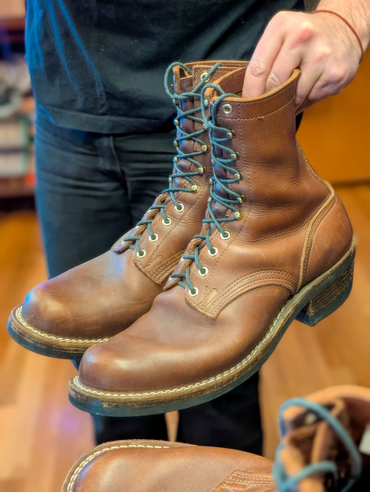 Photo by demo on December 14, 2024 of the Nicks Robert in Seidel 1964 Brown.
