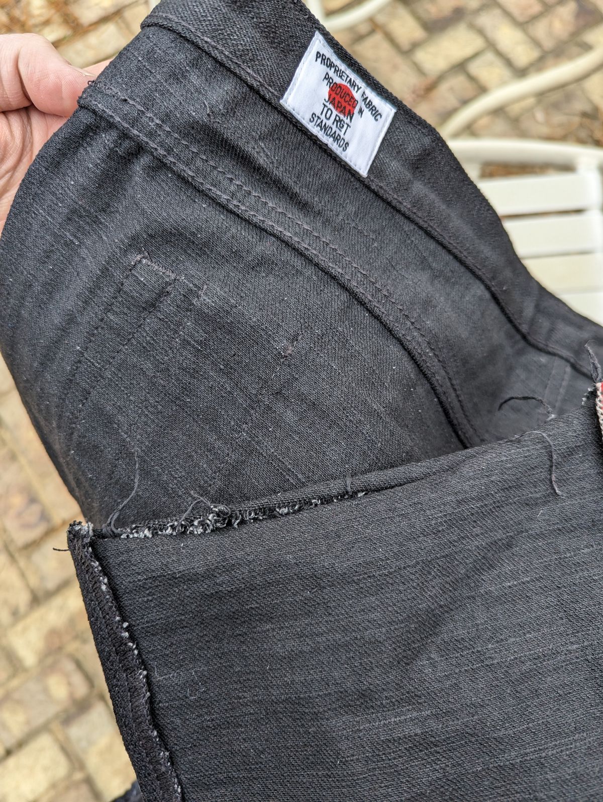 Photo by demo on February 1, 2024 of the Rogue Territory Silveridge in 17oz Cryptic Stealth.