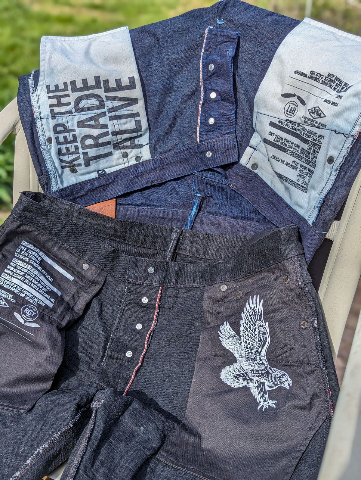 Photo by demo on April 4, 2024 of the Rogue Territory Silveridge in 17oz Cryptic Stealth.