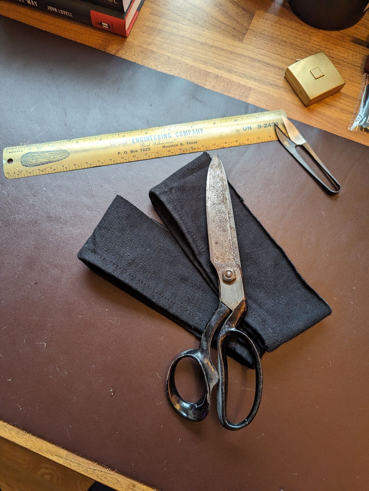 Photo by demo on January 1, 2024 of the Rogue Territory Silveridge in 17oz Cryptic Stealth.