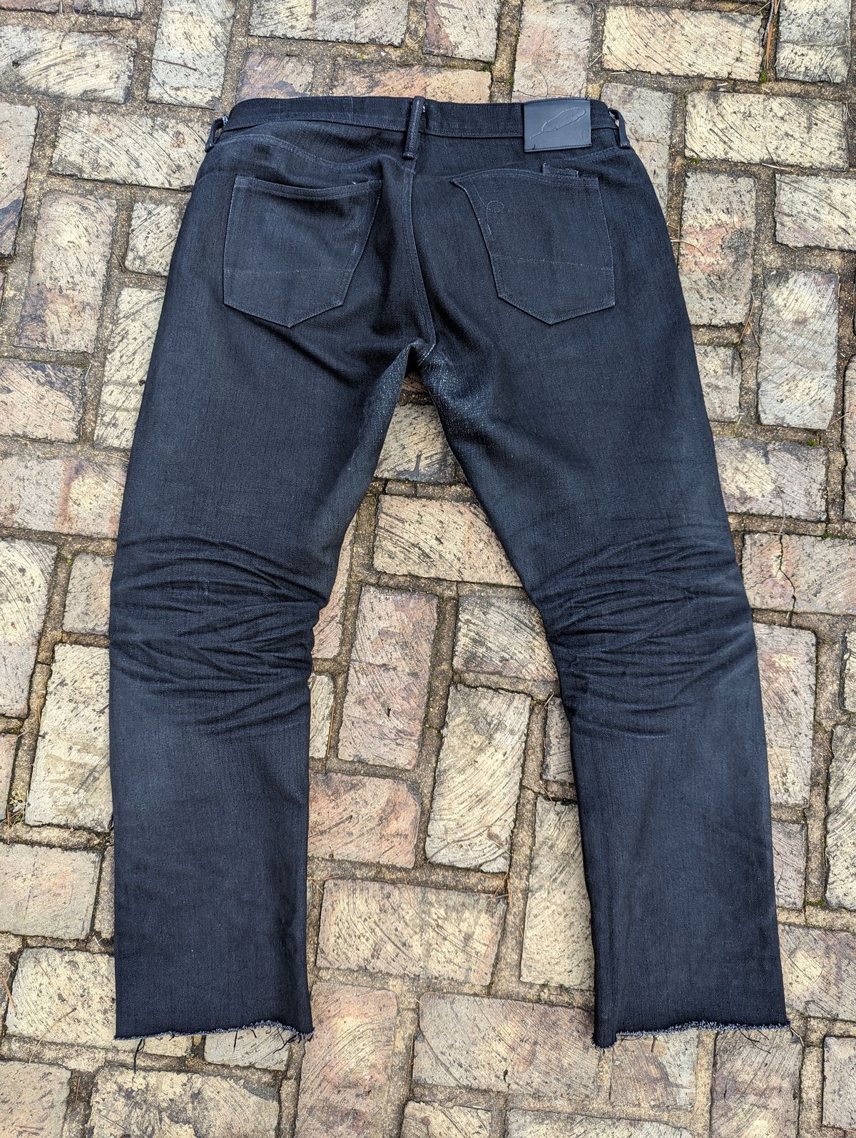 Photo by demo on February 1, 2024 of the Rogue Territory Silveridge in 17oz Cryptic Stealth.