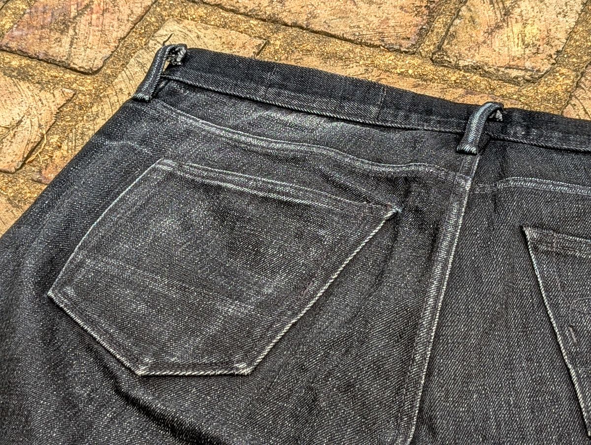 Photo by demo on August 21, 2024 of the Rogue Territory Silveridge in 17oz Cryptic Stealth.
