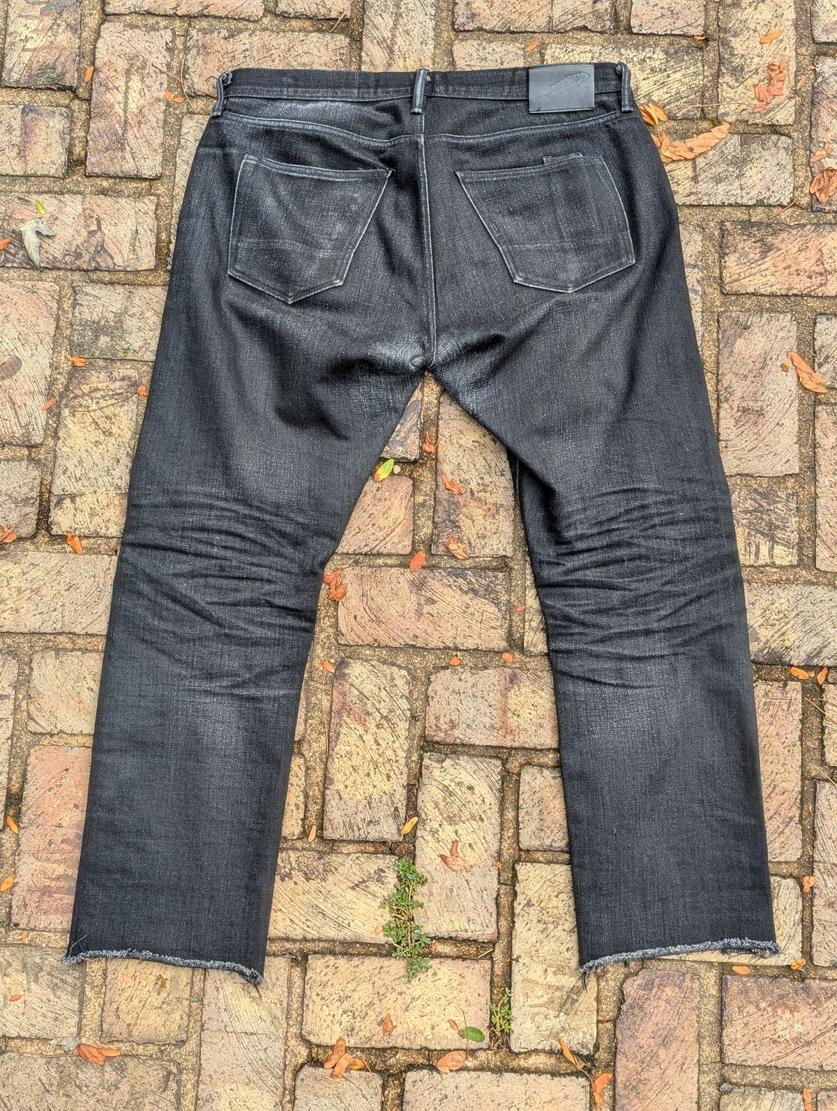 Photo by demo on August 31, 2024 of the Rogue Territory Silveridge in 17oz Cryptic Stealth.