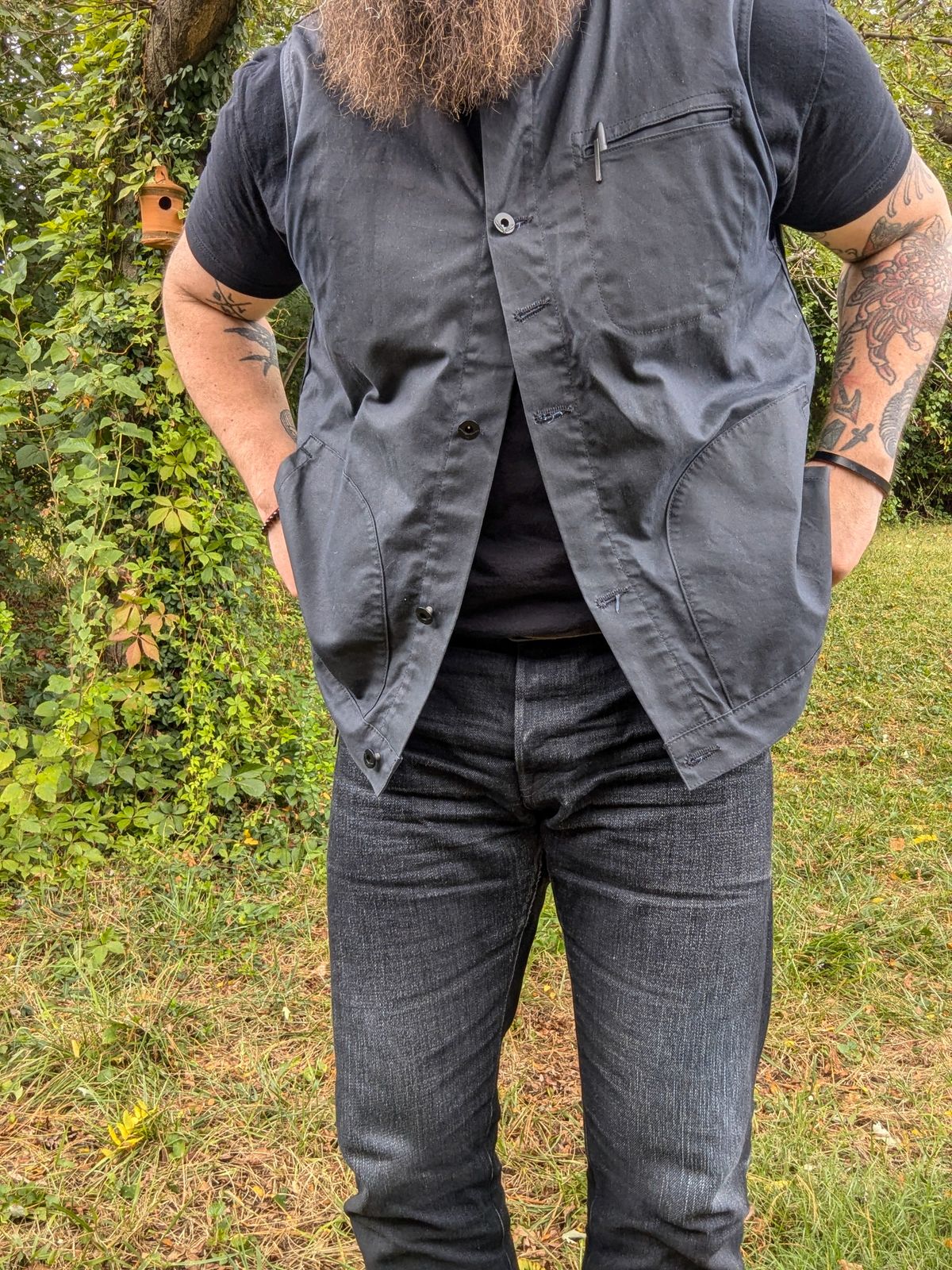 Photo by demo on September 28, 2024 of the Rogue Territory Silveridge in 17oz Cryptic Stealth.