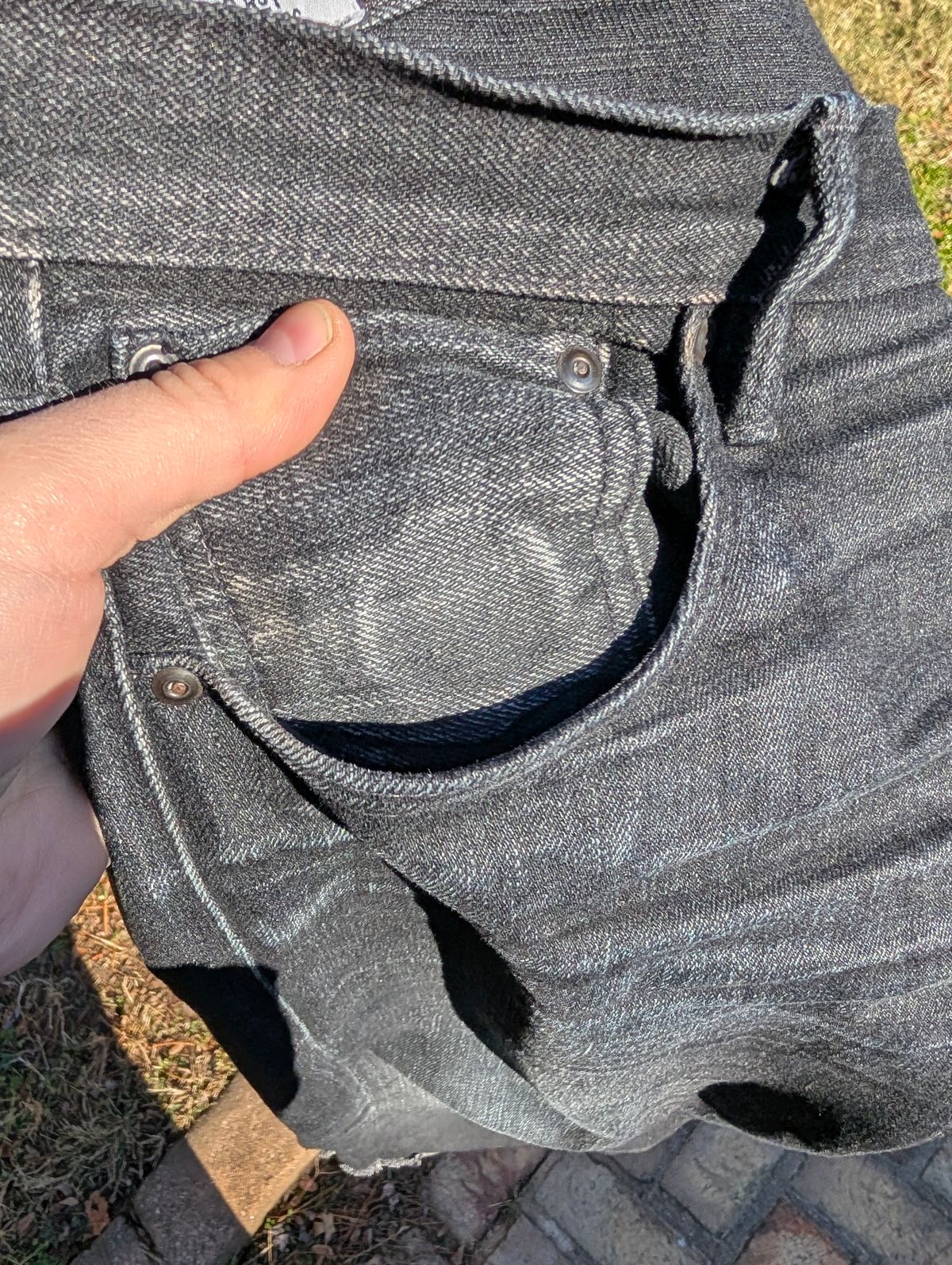 Photo by demo on November 29, 2024 of the Rogue Territory Silveridge in 17oz Cryptic Stealth.