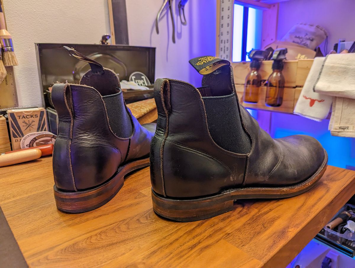 Photo by demo on April 16, 2024 of the RRL Congress Boot in Horween Black Chromexcel.