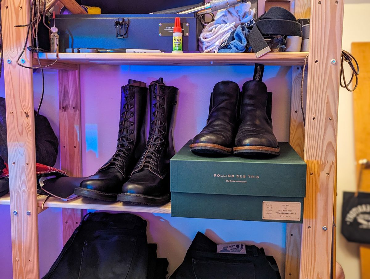 Photo by demo on May 19, 2024 of the RRL Congress Boot in Horween Black Chromexcel.