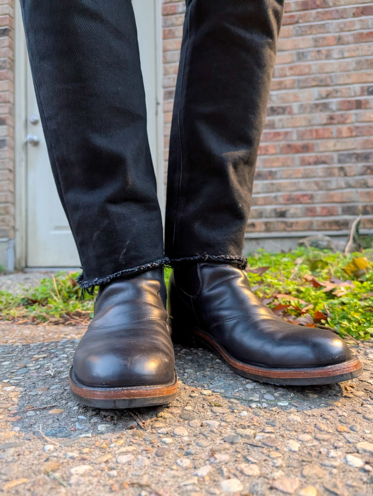 Photo by demo on December 10, 2024 of the RRL Congress Boot in Horween Black Chromexcel.