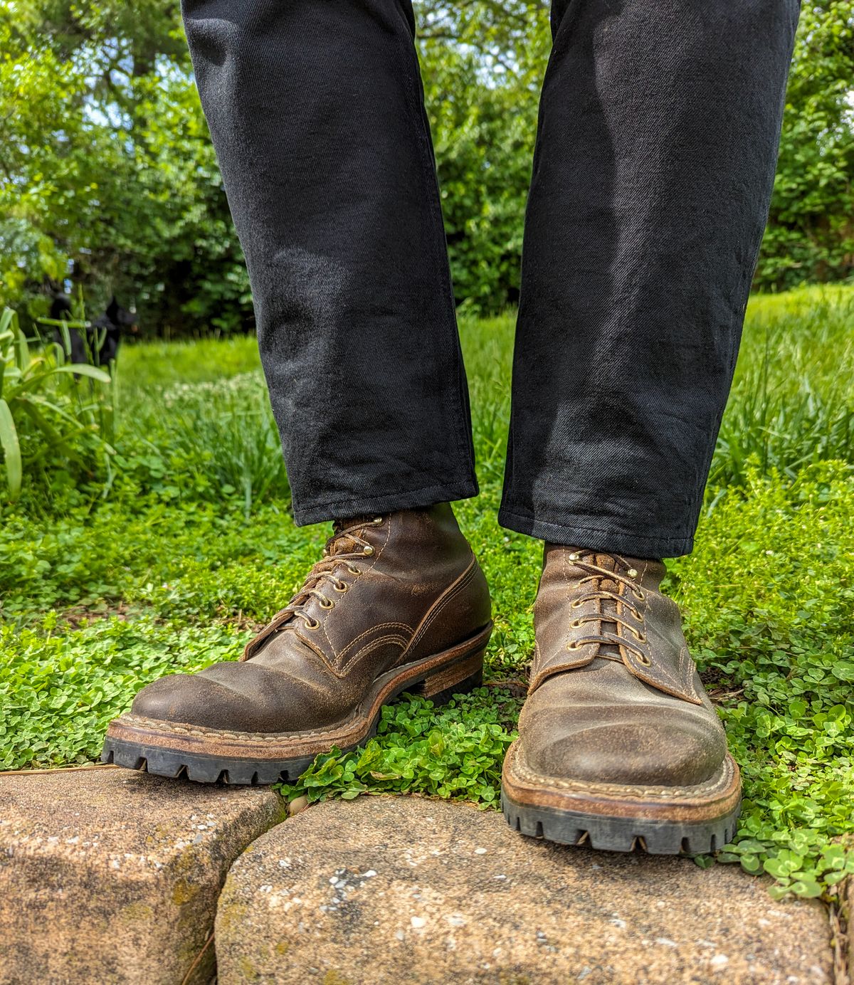 Photo by demo on May 3, 2024 of the White's Bounty Hunter in Horween Olive Waxed Flesh.