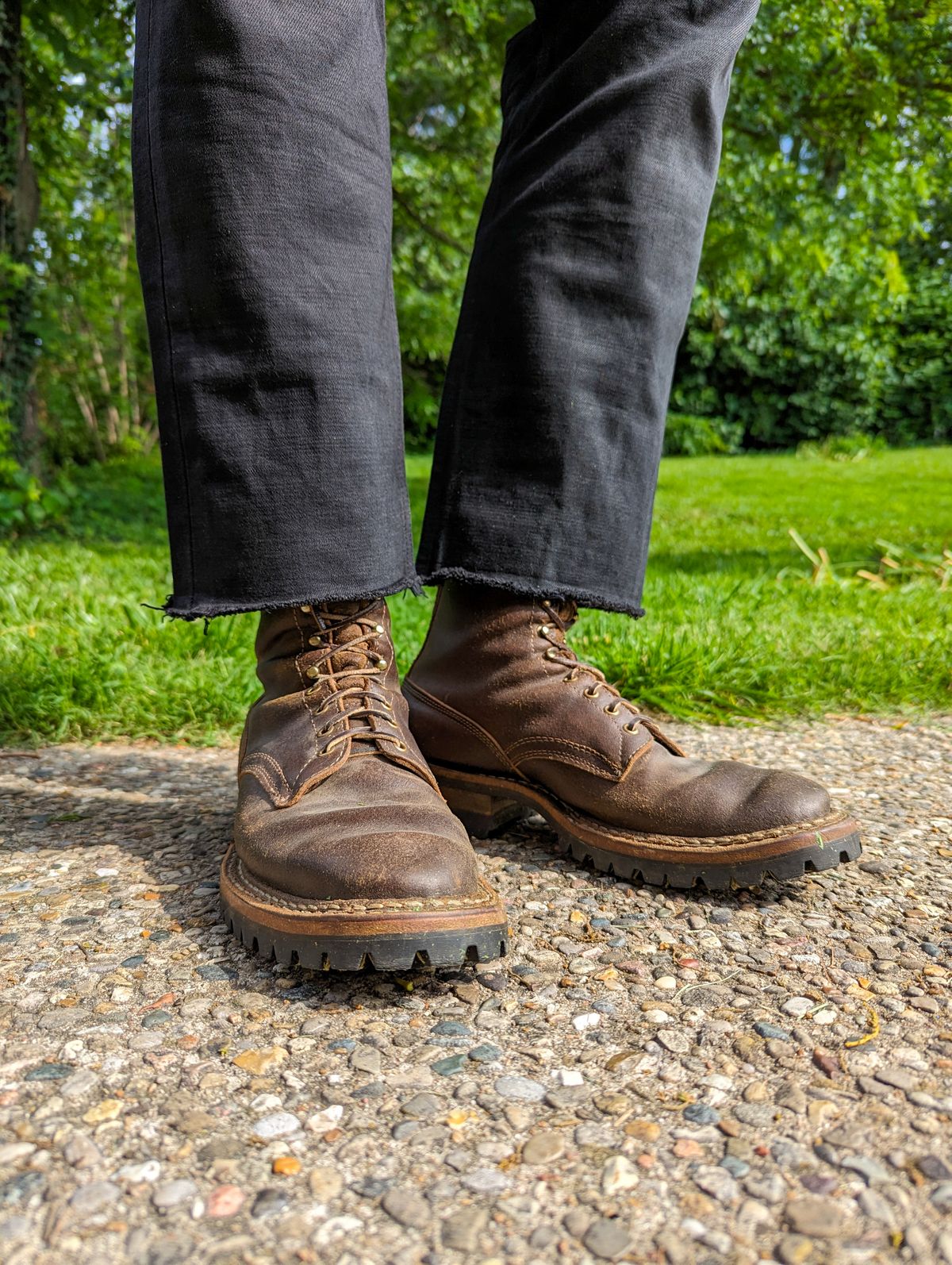 Photo by demo on May 20, 2024 of the White's Bounty Hunter in Horween Olive Waxed Flesh.