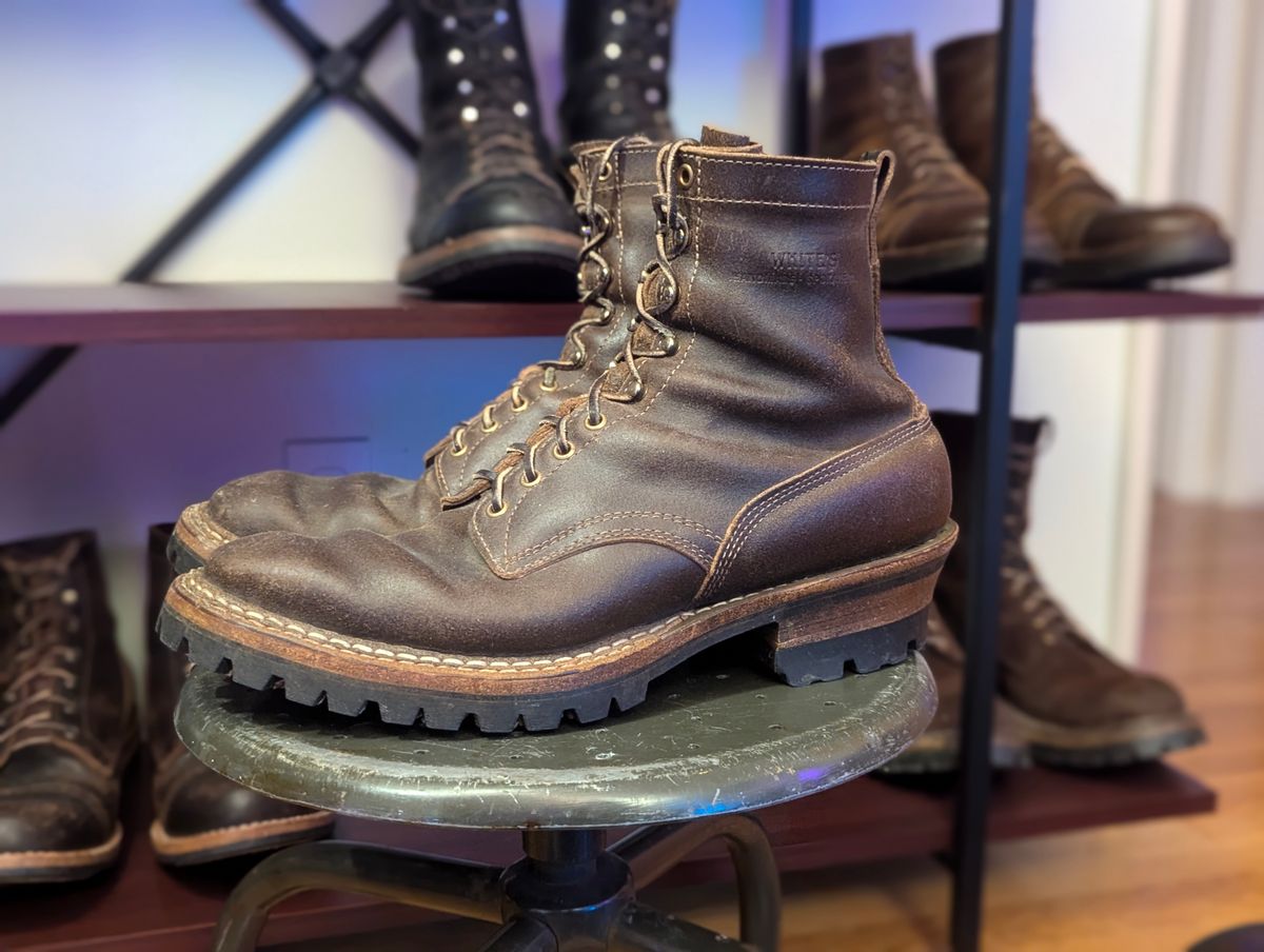 Photo by demo on August 24, 2024 of the White's Bounty Hunter in Horween Olive Waxed Flesh.