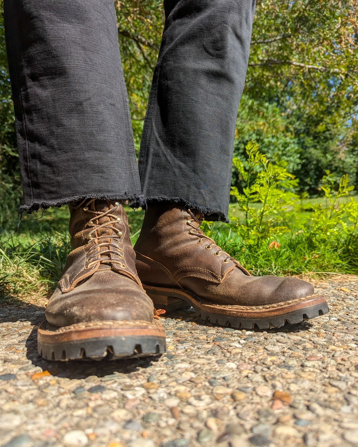 Photo by demo on August 27, 2024 of the White's Bounty Hunter in Horween Olive Waxed Flesh.