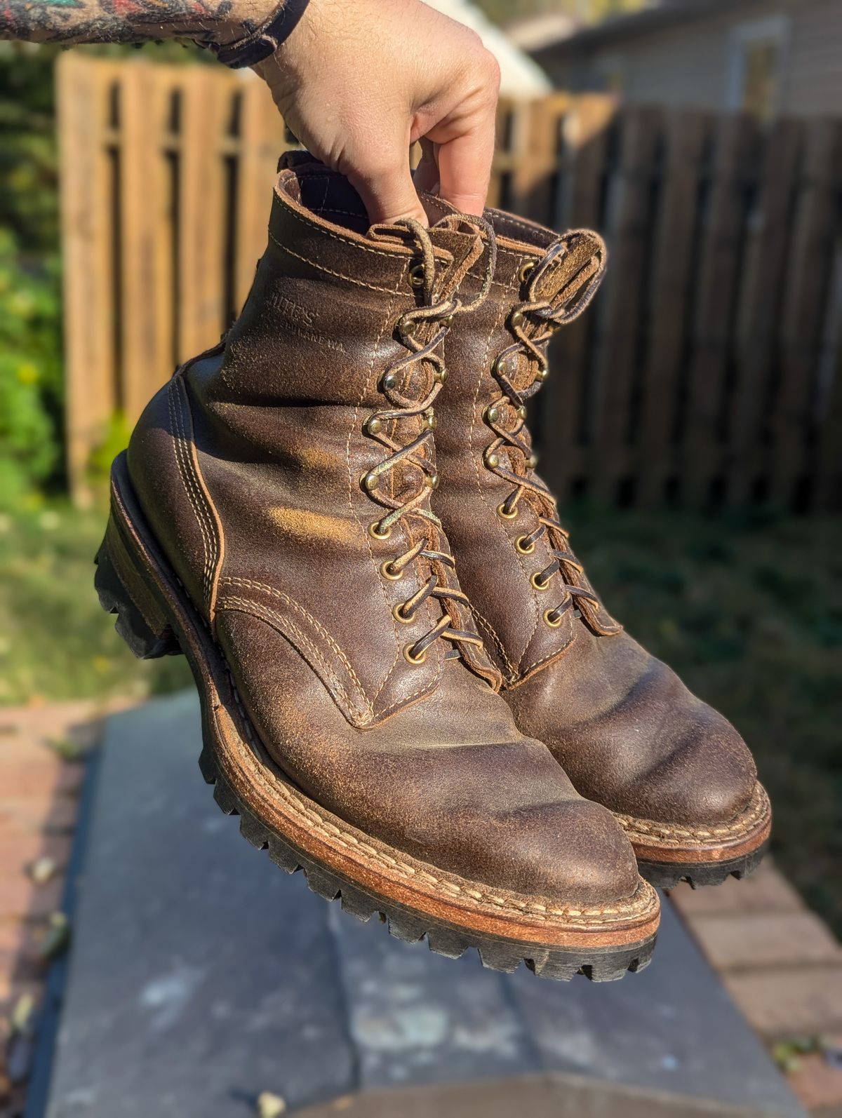 Photo by demo on October 23, 2024 of the White's Bounty Hunter in Horween Olive Waxed Flesh.