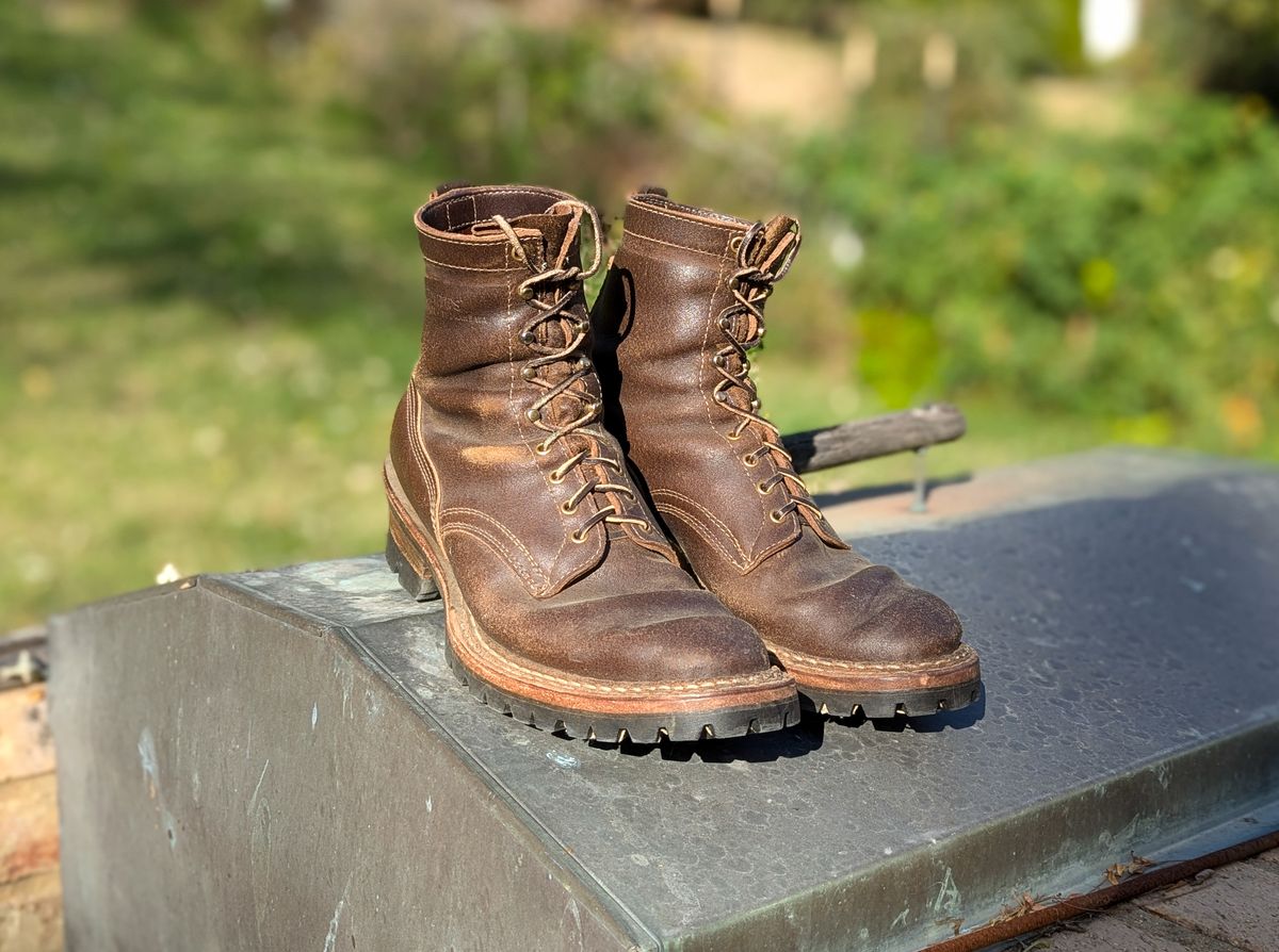 Photo by demo on October 23, 2024 of the White's Bounty Hunter in Horween Olive Waxed Flesh.