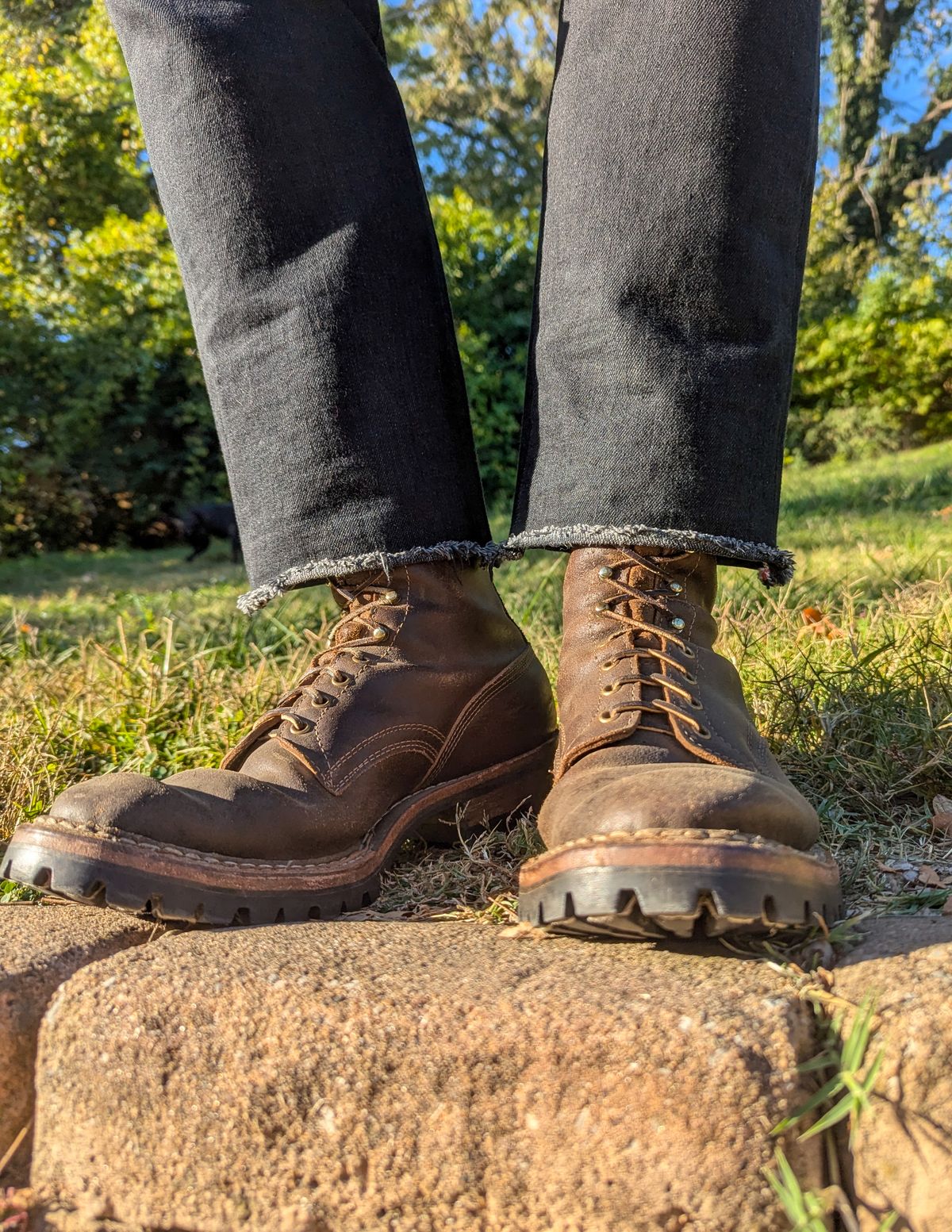 Photo by demo on October 21, 2024 of the White's Bounty Hunter in Horween Olive Waxed Flesh.