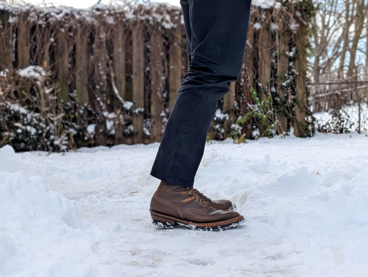 Photo by demo on January 7, 2025 of the White's Bounty Hunter in Horween Olive Waxed Flesh.