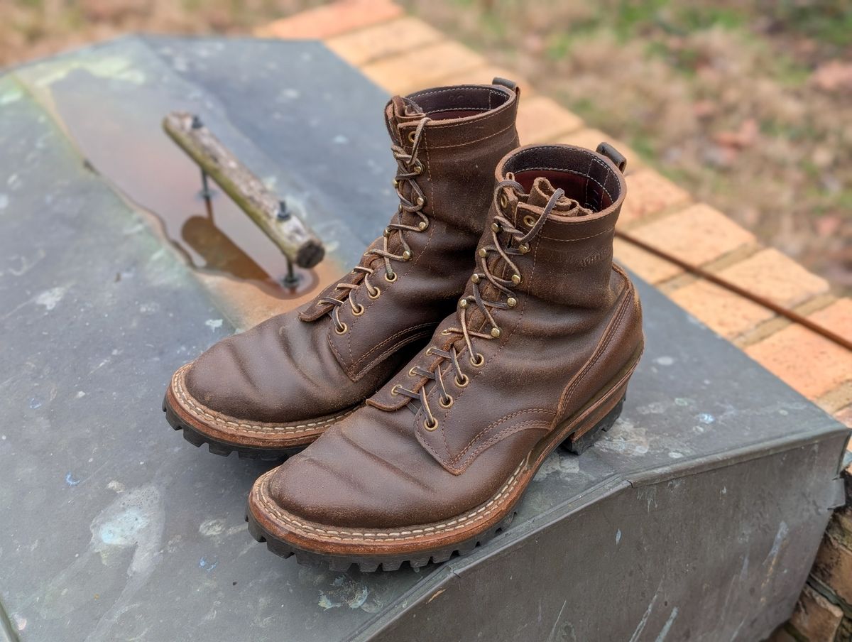Photo by demo on February 9, 2025 of the White's Bounty Hunter in Horween Olive Waxed Flesh.