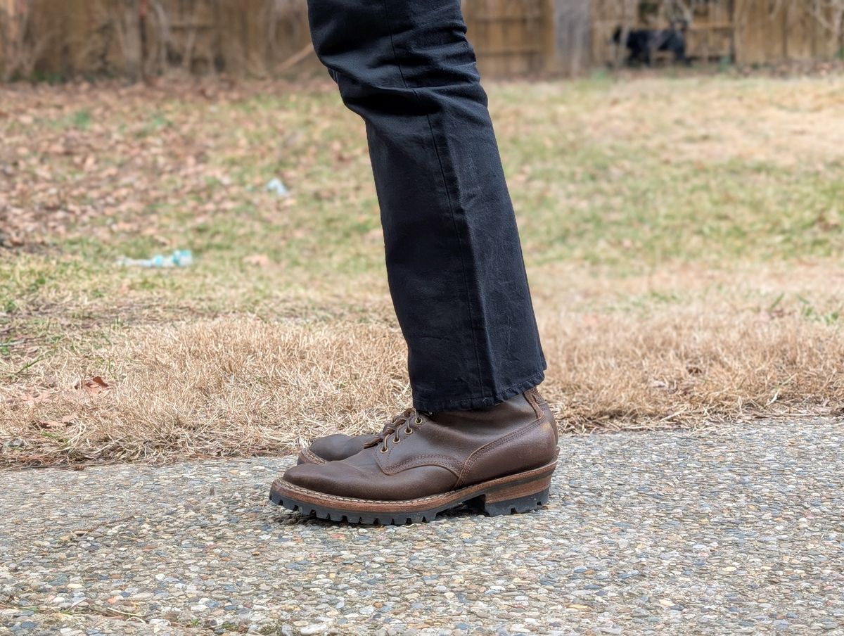 Photo by demo on February 9, 2025 of the White's Bounty Hunter in Horween Olive Waxed Flesh.