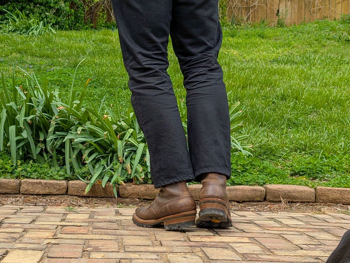 Photo by demo on April 20, 2025 of the White's Bounty Hunter in Horween Olive Waxed Flesh.