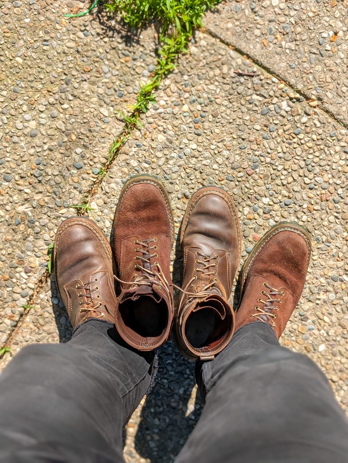 Photo by demo on May 21, 2025 of the White's Bounty Hunter in Horween Olive Waxed Flesh.