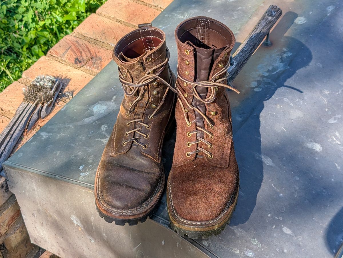 Photo by demo on May 21, 2025 of the White's Bounty Hunter in Horween Olive Waxed Flesh.
