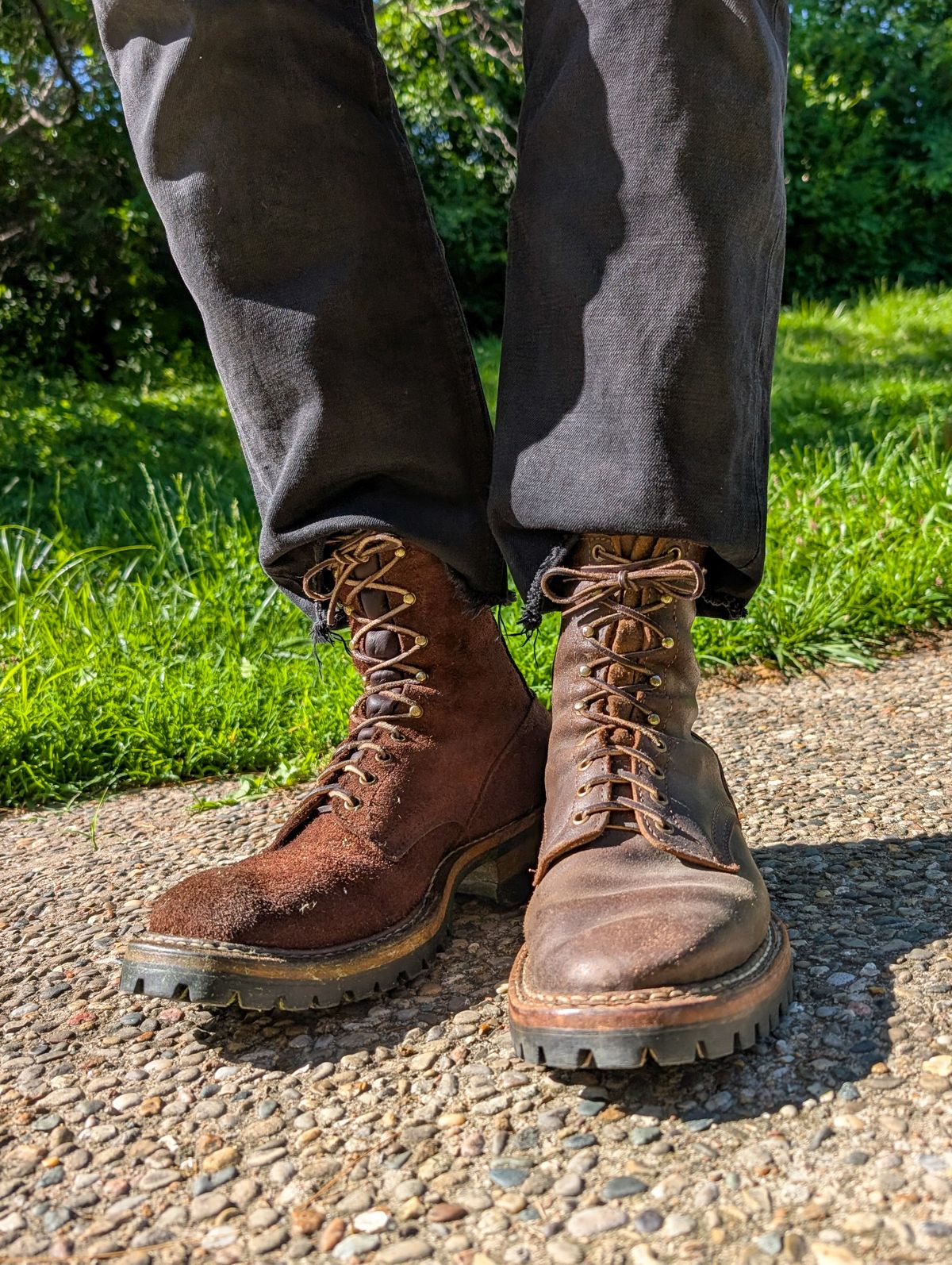 Photo by demo on May 21, 2025 of the White's Bounty Hunter in Horween Olive Waxed Flesh.