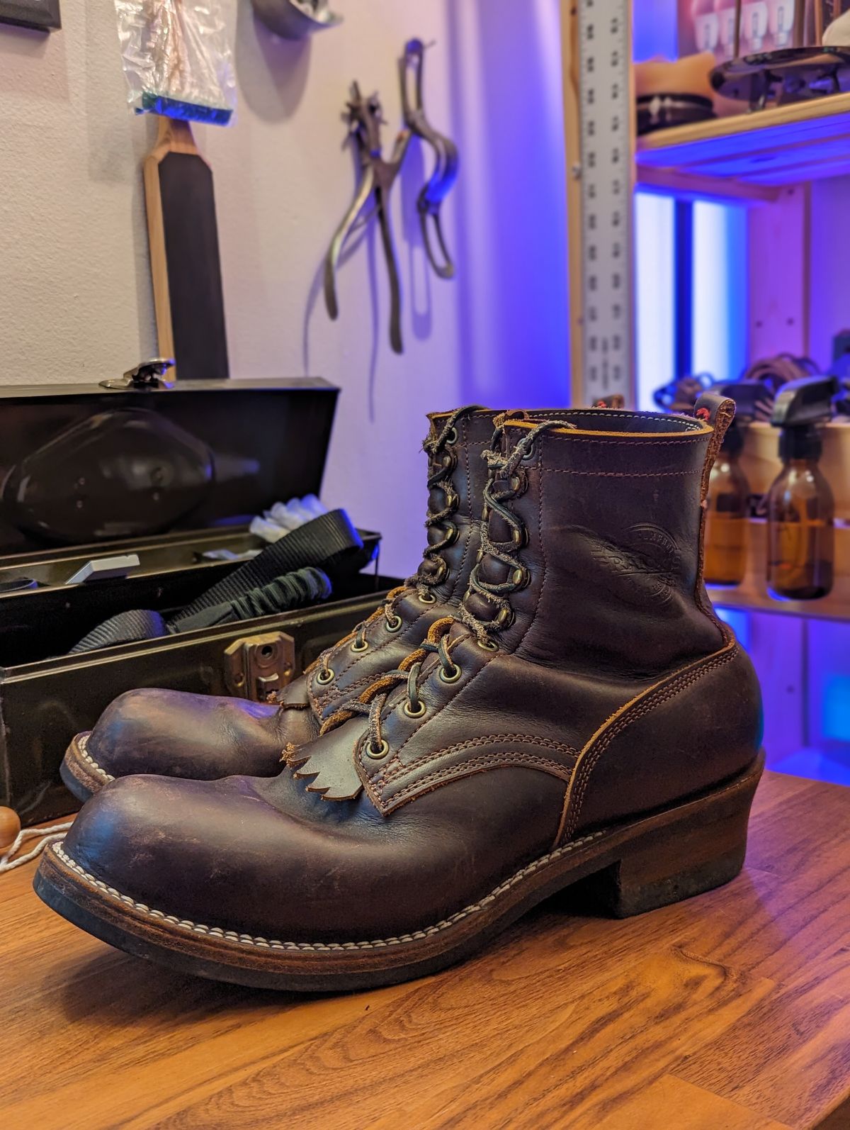 Photo by demo on January 1, 2024 of the Frank's Boots Type 1 Commander in Seidel Brown Domain.