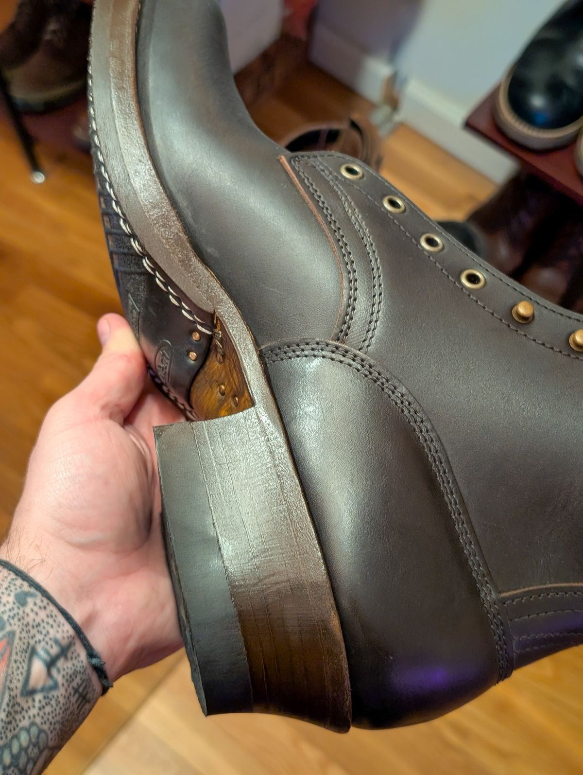 Photo by demo on June 21, 2025 of the Frank's Boots Custom Model in Seidel Mocha Oil Tan.