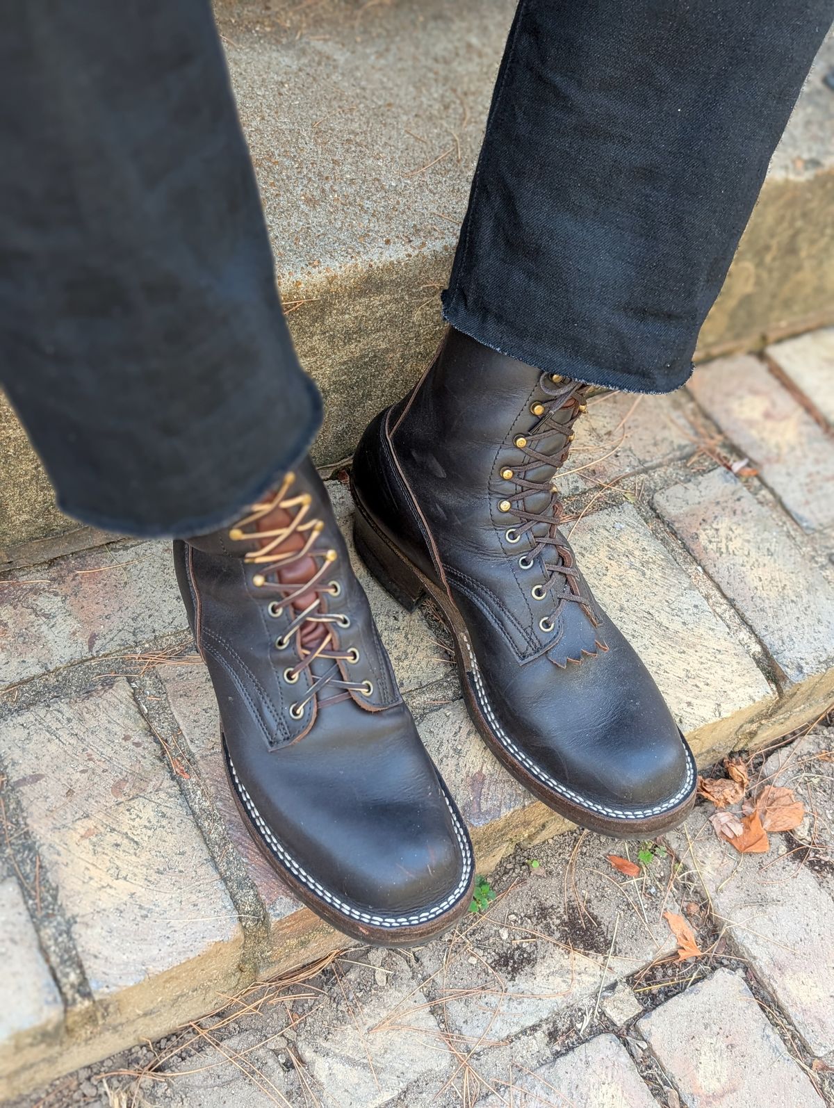 Photo by demo on October 15, 2025 of the Frank's Boots Custom Model in Seidel Mocha Oil Tan.